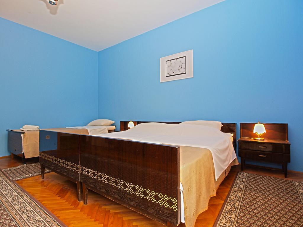 Branko 1348 Apartma *