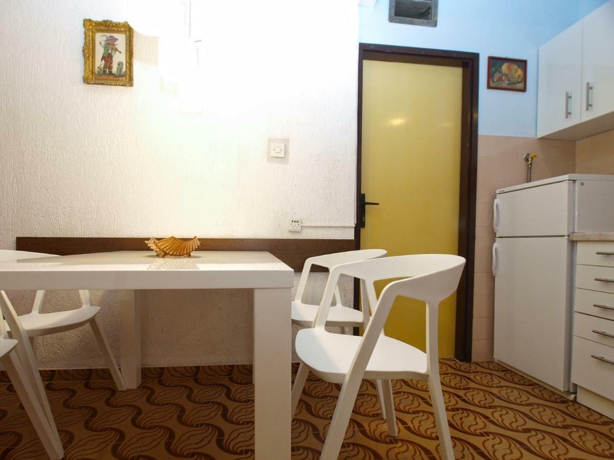 Branko 1348 Apartma *